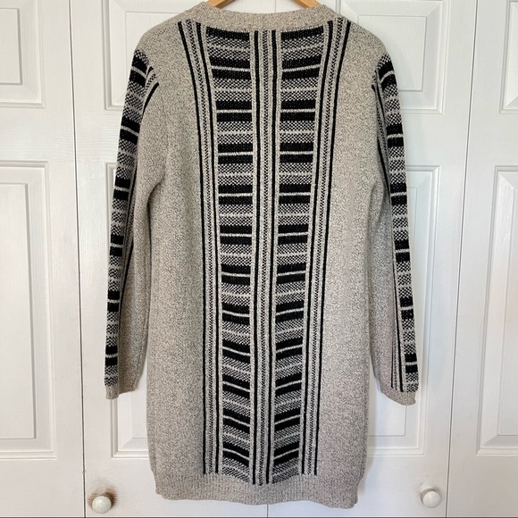 Mia Maddison Heather Design Cardigan - Picture 8 of 8